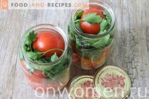Marinuoti pomidorai su morkomis