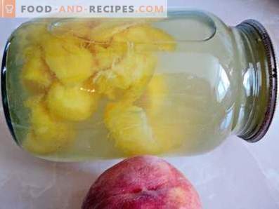 Peach compote for the winter