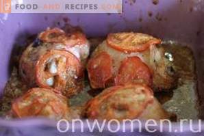 Vištienos šlaunelės su pomidorais orkaitėje