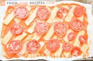 Pica su medžioklės dešra ir pomidorais