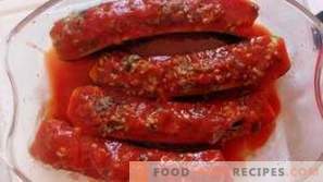 Įdaryti cukinijos su pomidorų padažu