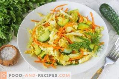 Cabbage and carrot salads