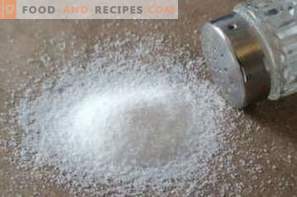 Kaip matuoti 100 gramų druskos