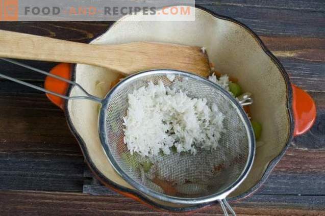 Jazmininiai ryžiai su cukinija ir alyvuogėmis